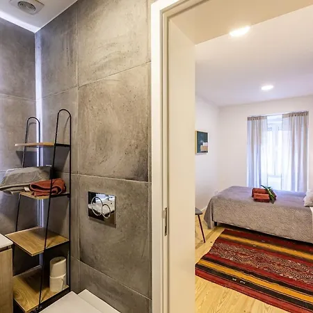 Fantastic In Apartment *